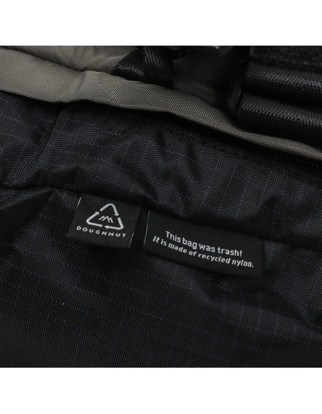 Plecak Doughnut Roaming Small Street Cruise III Series Dark Grey 20L