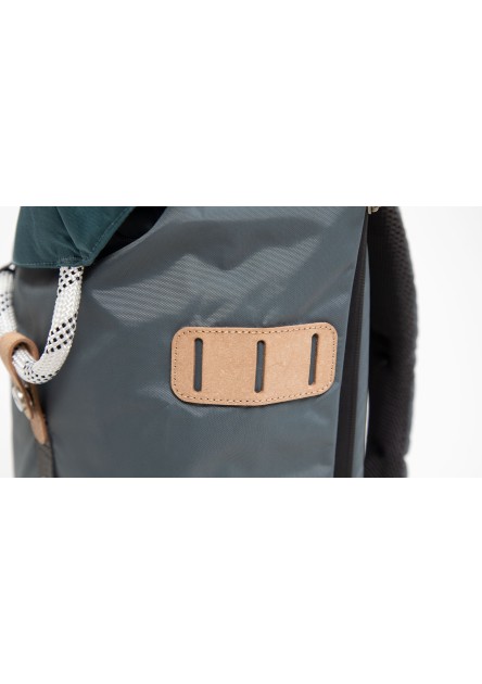 Plecak Doughnut Colorado Jungle Series Charcoal x Teal 19L