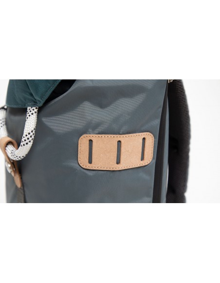 Plecak Doughnut Colorado Jungle Series Charcoal x Teal 19L