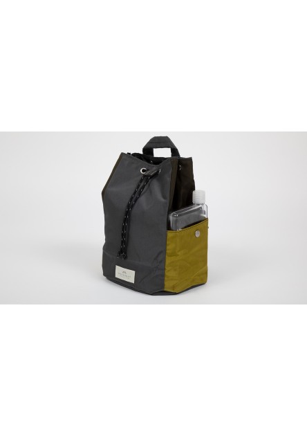 Plecak Doughnut Sonoma Glossy Blocking Series Charcoal x Grassy 15L