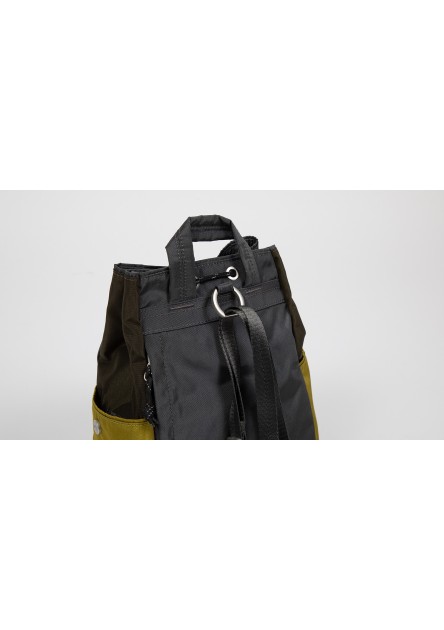 Plecak Doughnut Sonoma Glossy Blocking Series Charcoal x Grassy 15L