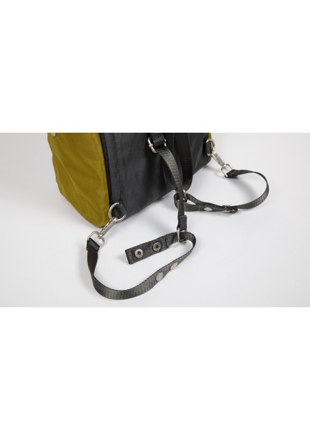 Plecak Doughnut Sonoma Glossy Blocking Series Charcoal x Grassy 15L