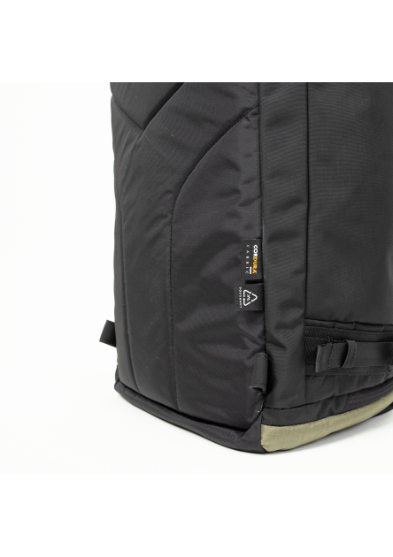 Plecak Doughnut Navigator Light Titan Series Black 30L