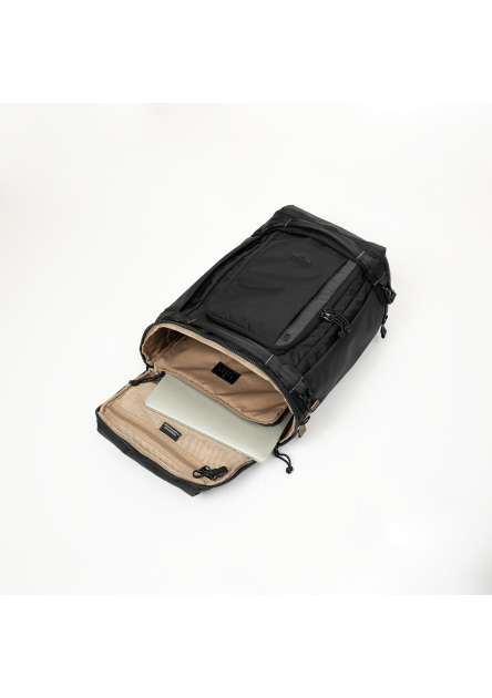Plecak Doughnut Navigator Light Titan Series Black 30L